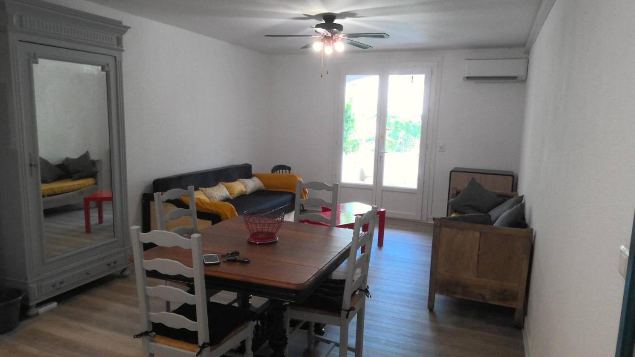 Refurbished Apartment 4 People 300M From The Sea Σαιντ-Μαρί-ντε-λα-Μερ Εξωτερικό φωτογραφία